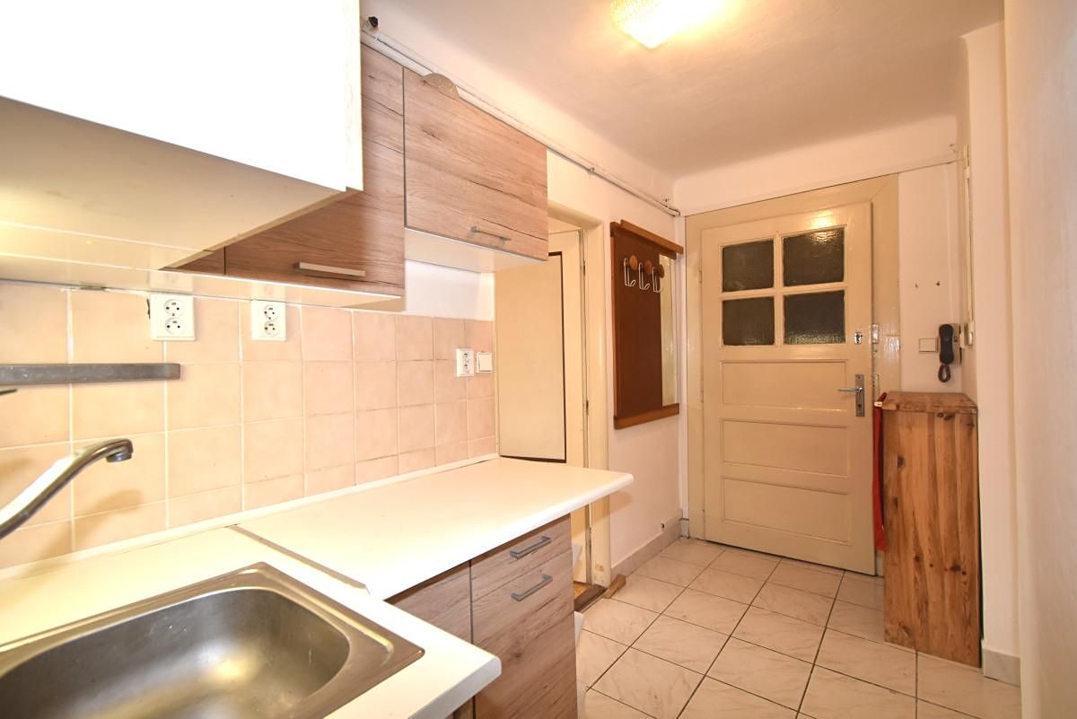 Pronájem bytu 1+kk 36 m² – fotografie 4