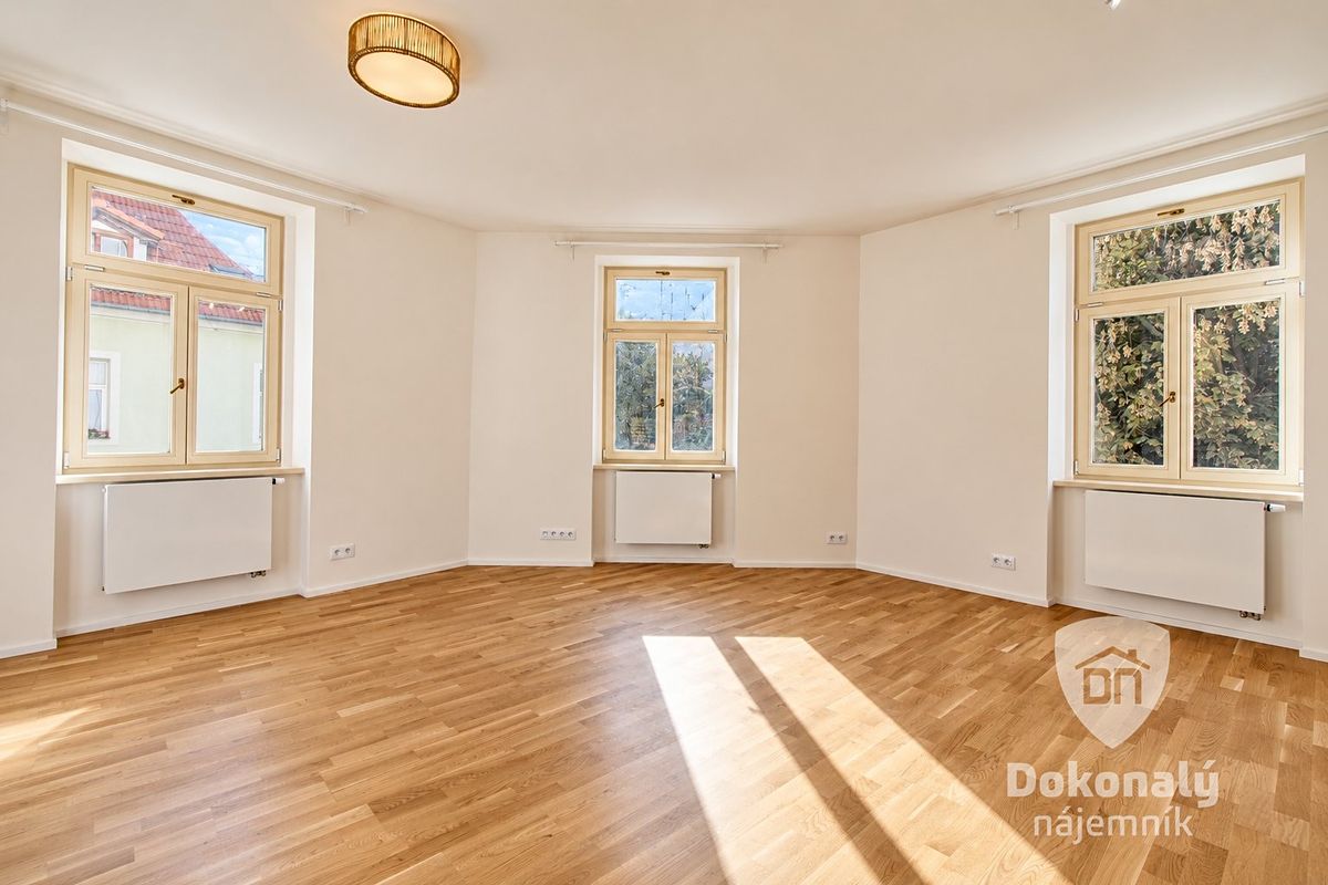 Pronájem bytu 2+kk 57 m² – fotografie 2