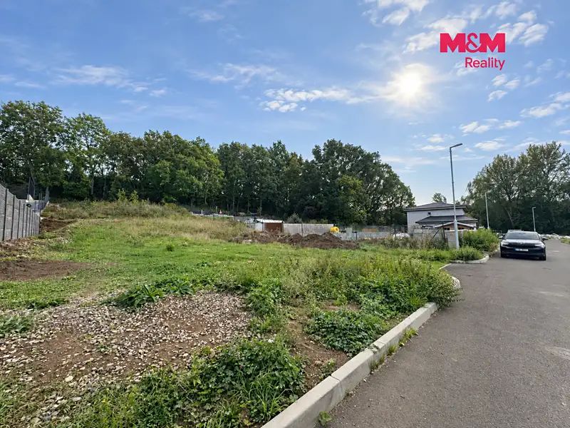 Prodej stavebního pozemku 874 m², Klášterec nad Ohří – náhled fotky 2