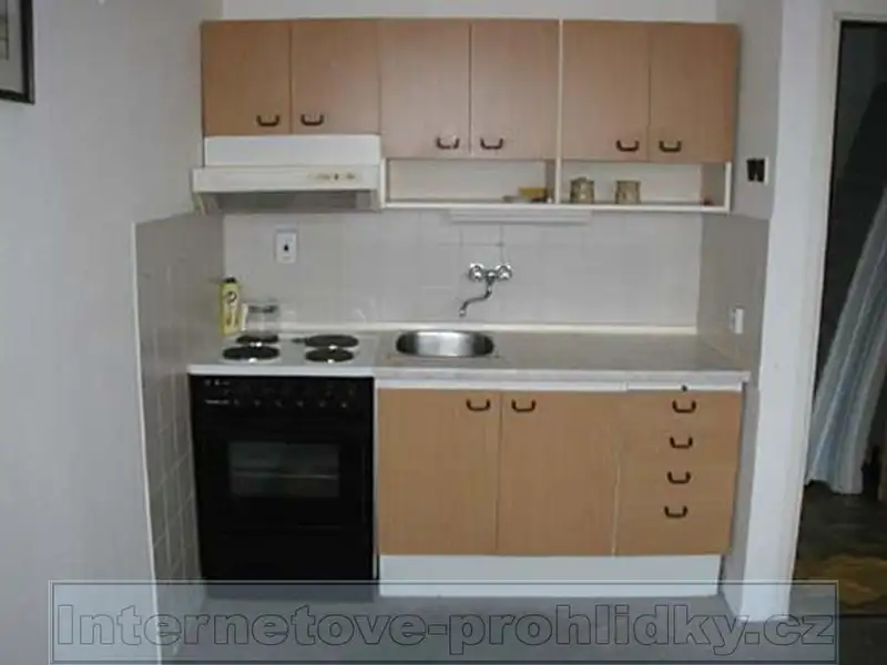 Pronájem bytu 1+kk 34 m², Praha – náhled fotky 2