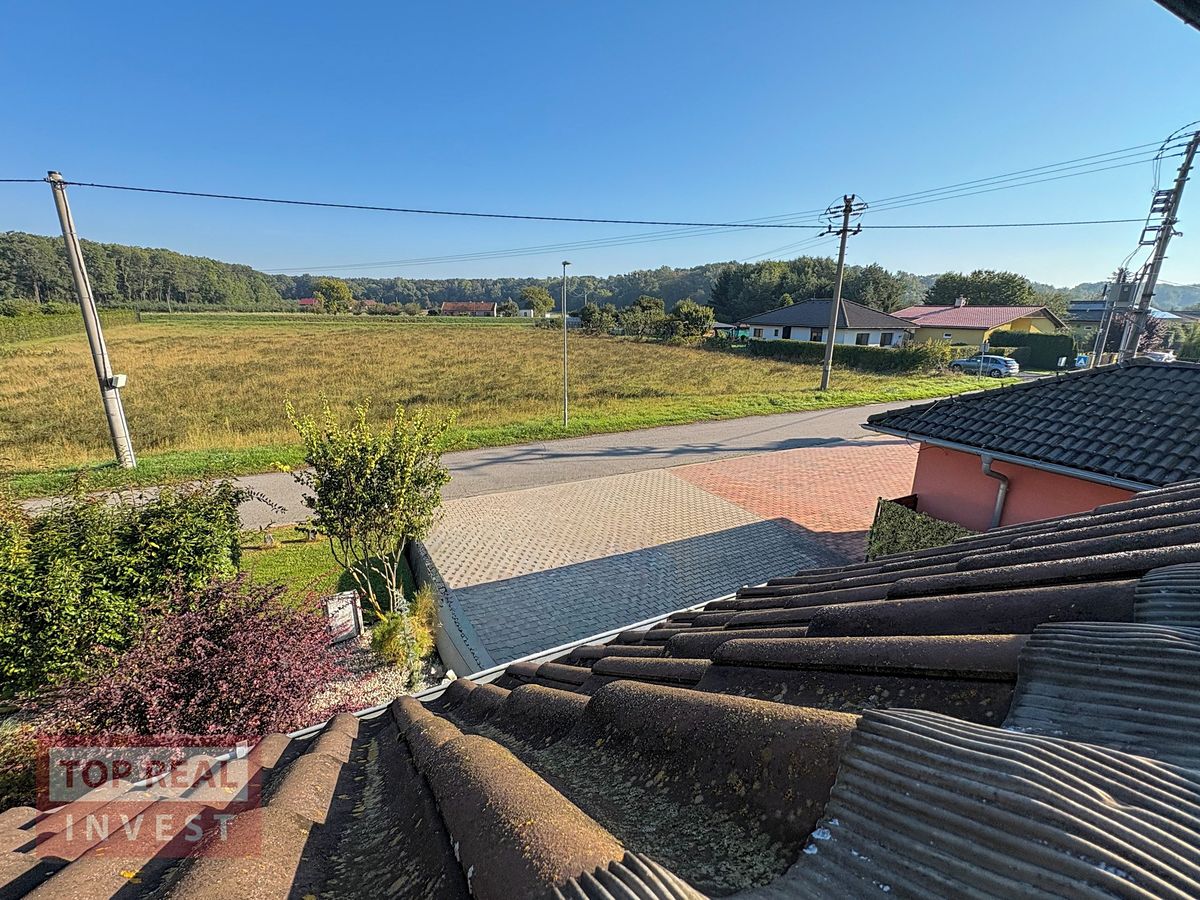 Prodej rodinného domu 137 m², pozemek 824 m² – fotografie 3