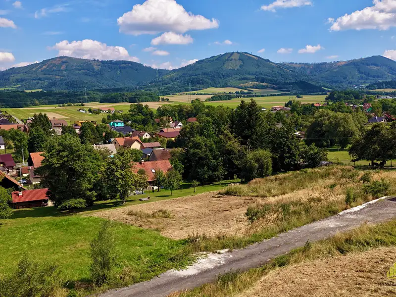 Prodej stavebního pozemku 1143 m², Kozlovice – náhled fotky 1