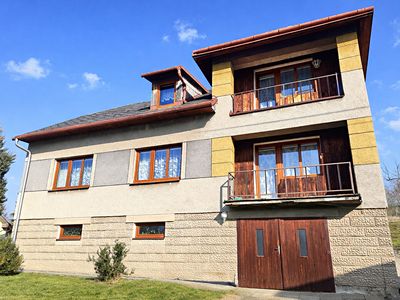 Prodej rodinného domu 300 m², pozemek 4753 m²