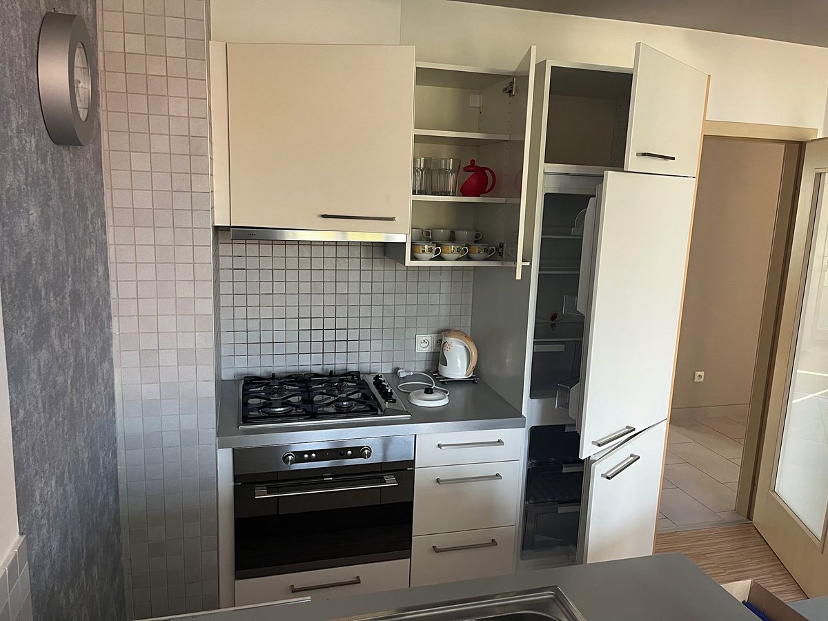 Pronájem bytu 3+kk 62 m² – fotografie 3
