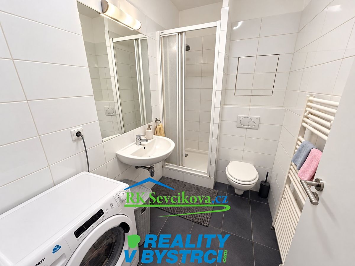 Pronájem bytu 2+kk 45 m² – fotografie 4