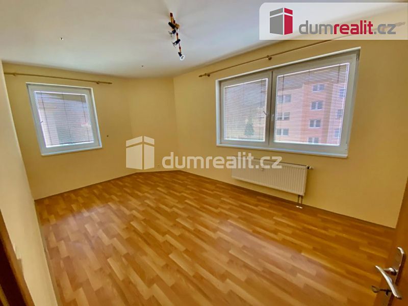 Pronájem bytu 3+kk 79 m² – fotografie 3