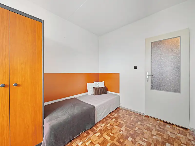 Pronájem bytu pokoje 15 m², Praha – náhled fotky 2