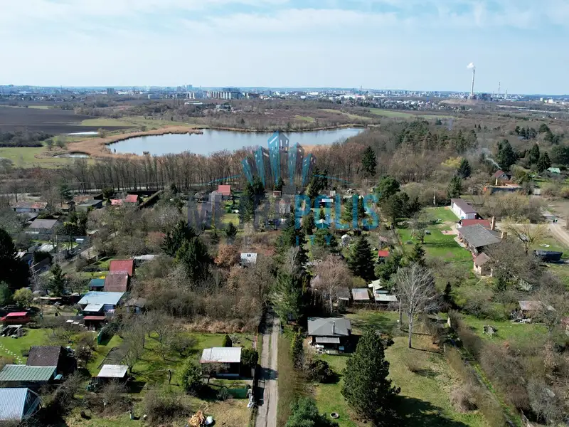 Prodej stavebního pozemku 326 m², Praha – náhled fotky 2