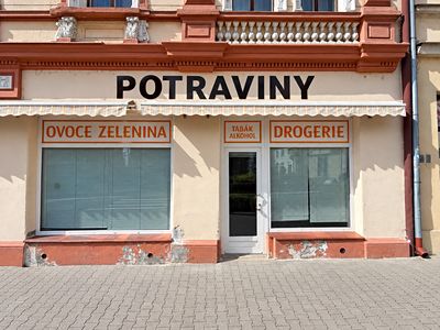 Pronájem obchodního prostoru 100 m²