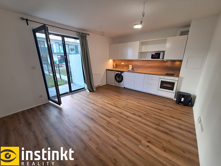 Квартира 1+kk в оренду, 26 м² (1 з 12)