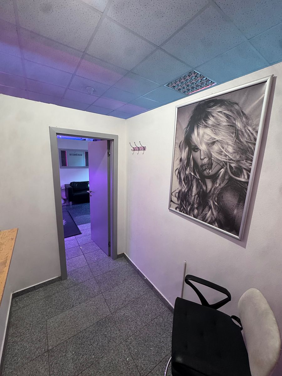 Pronájem obchodního prostoru 4 m² – fotografie 3