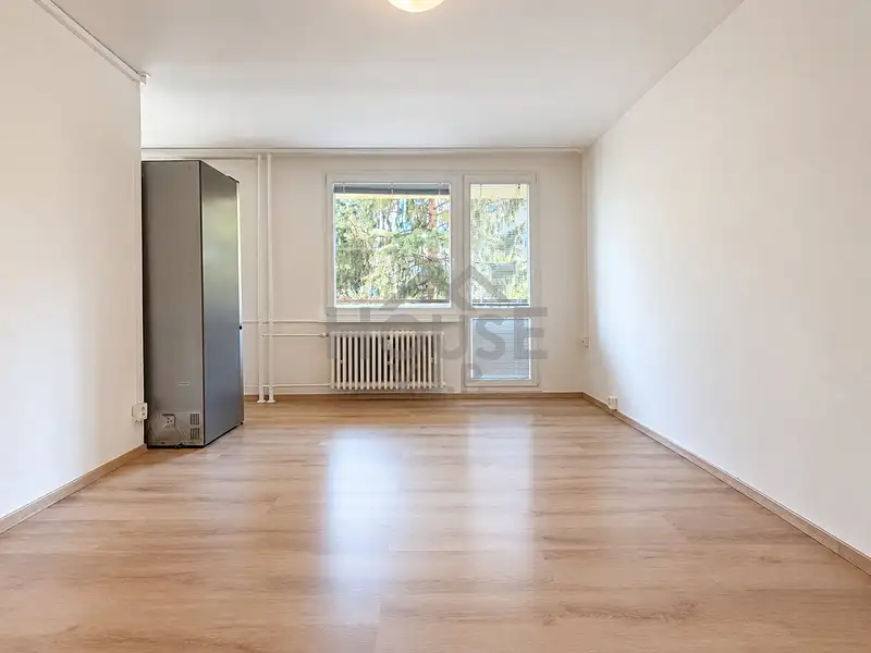 Prodej bytu 1+kk 26 m², Praha – náhled fotky 3