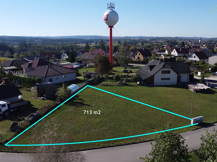Prodej pozemku, 713 m² (4 z 13)