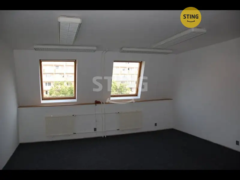 Pronájem kanceláře 21 m², Olomouc – náhled fotky 1