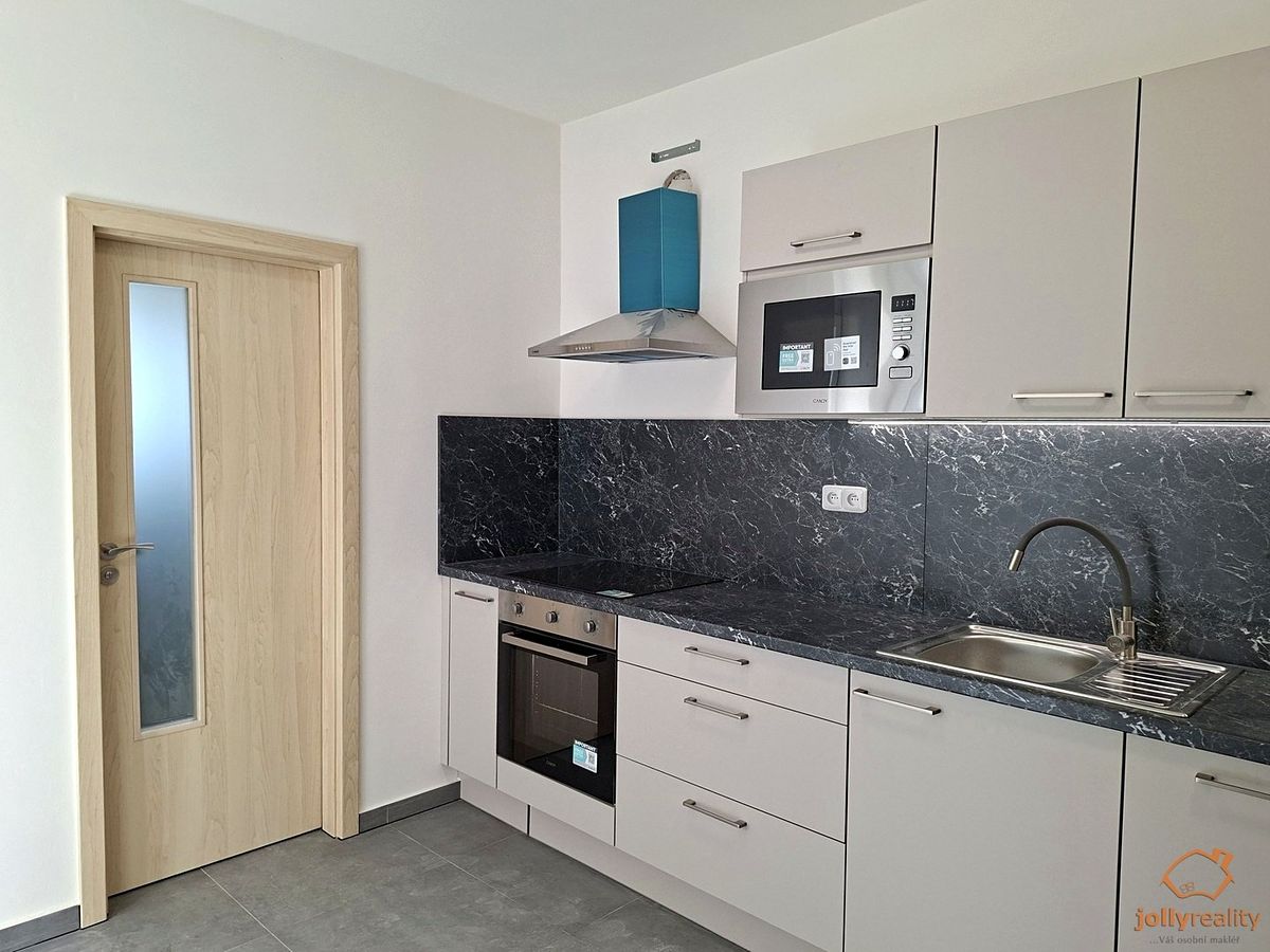 Pronájem bytu 2+1 61 m²