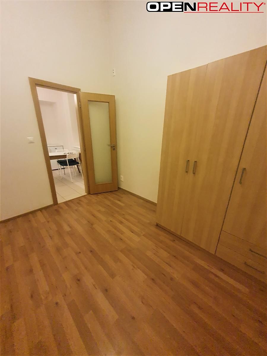 Pronájem bytu 1+1 33 m² – fotografie 5
