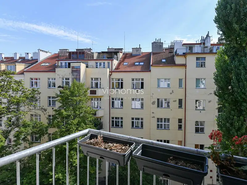 Pronájem bytu 2+1 72 m², Praha – náhled fotky 2
