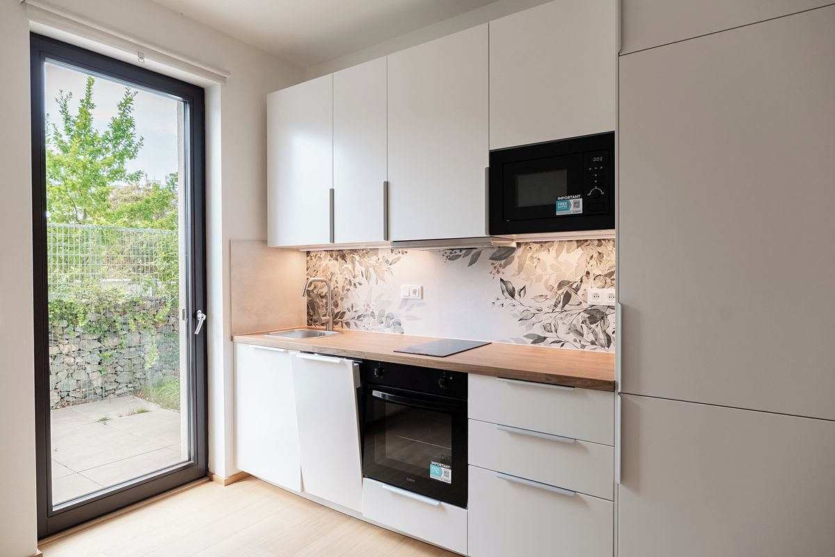 Pronájem bytu 2+kk 42 m² – fotografie 4