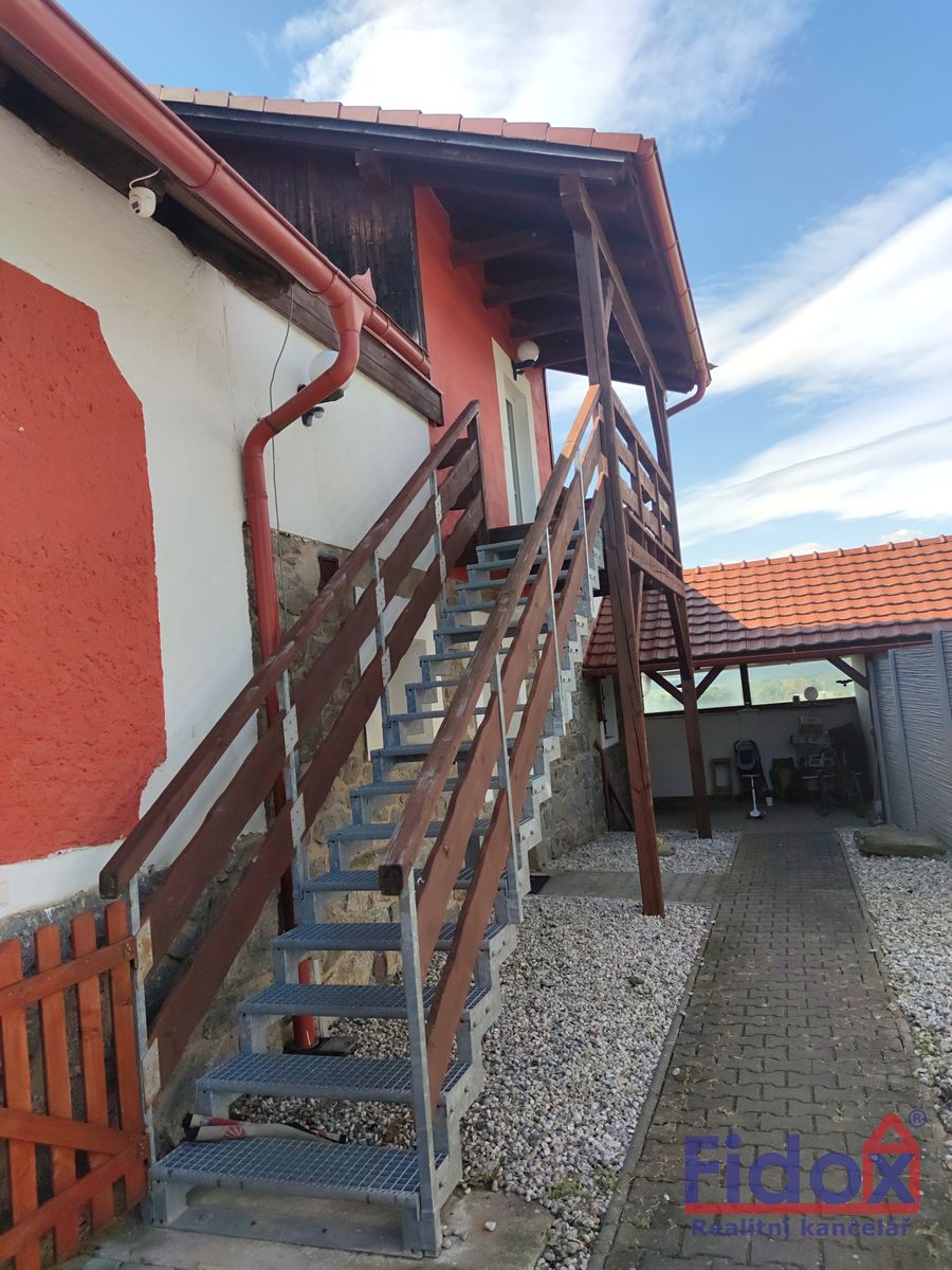 Pronájem bytu 2+kk 40 m² – fotografie 3