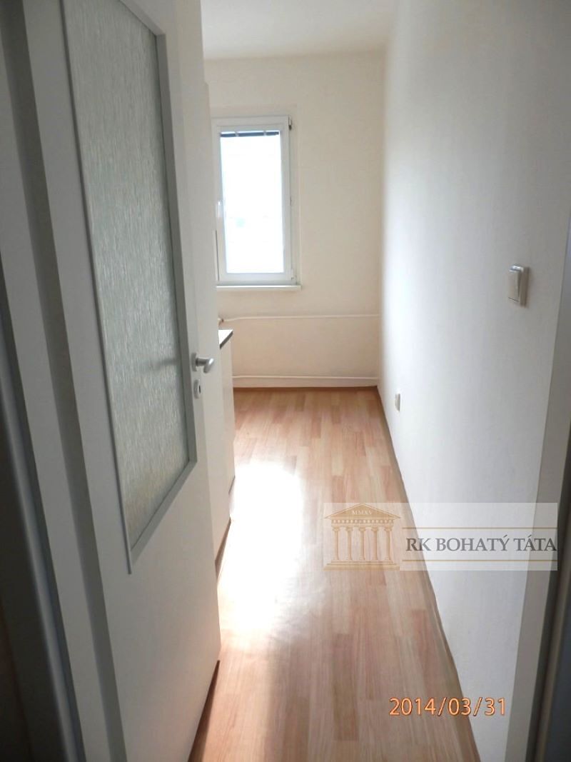 Pronájem bytu 2+1 52 m² – fotografie 4