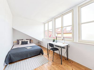 Pronájem bytu pokoje 15 m²