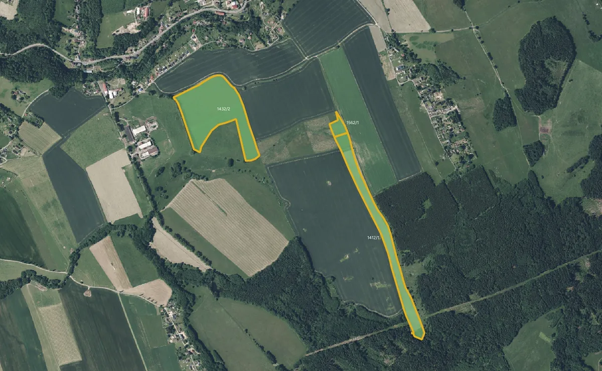 Prodej pole 143269 m²
