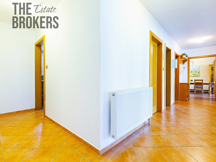 Prodej domu, 142 m² (9 z 16)