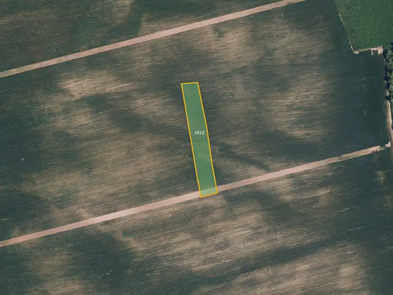 Prodej pole 6477 m², Boleradice – náhled fotky 1