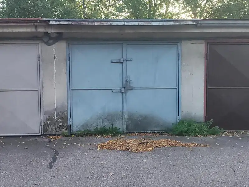 Pronájem garáže 18 m², Jaroměř – náhled fotky 1