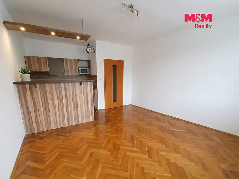 Pronájem bytu 2+kk 42 m², Liberec – náhled fotky 2