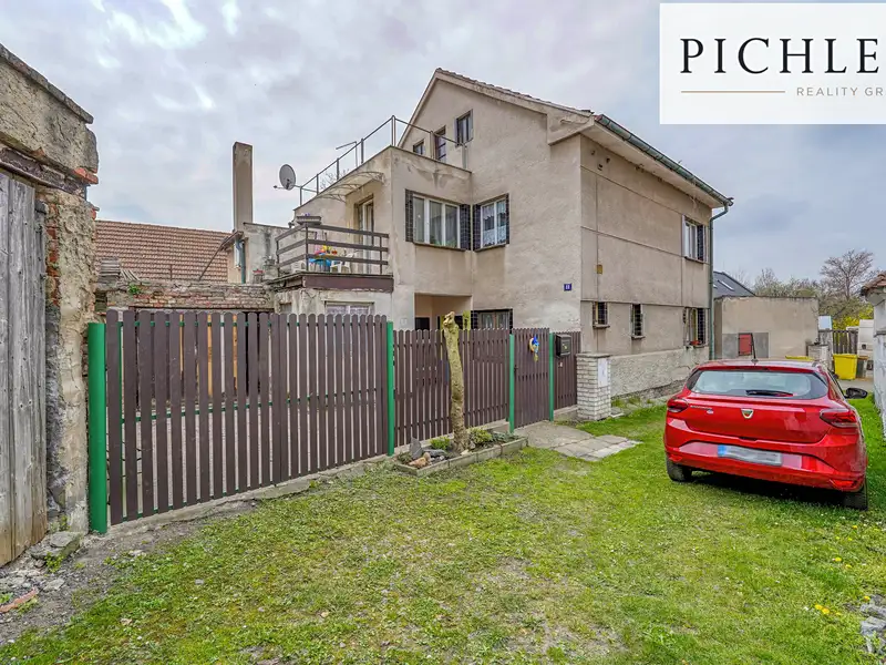 Prodej rodinného domu 171 m², pozemek 226 m², Úžice – náhled fotky 1