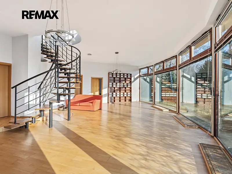 Prodej rodinného domu 311 m², pozemek 4029 m², Velké Popovice – náhled fotky 3