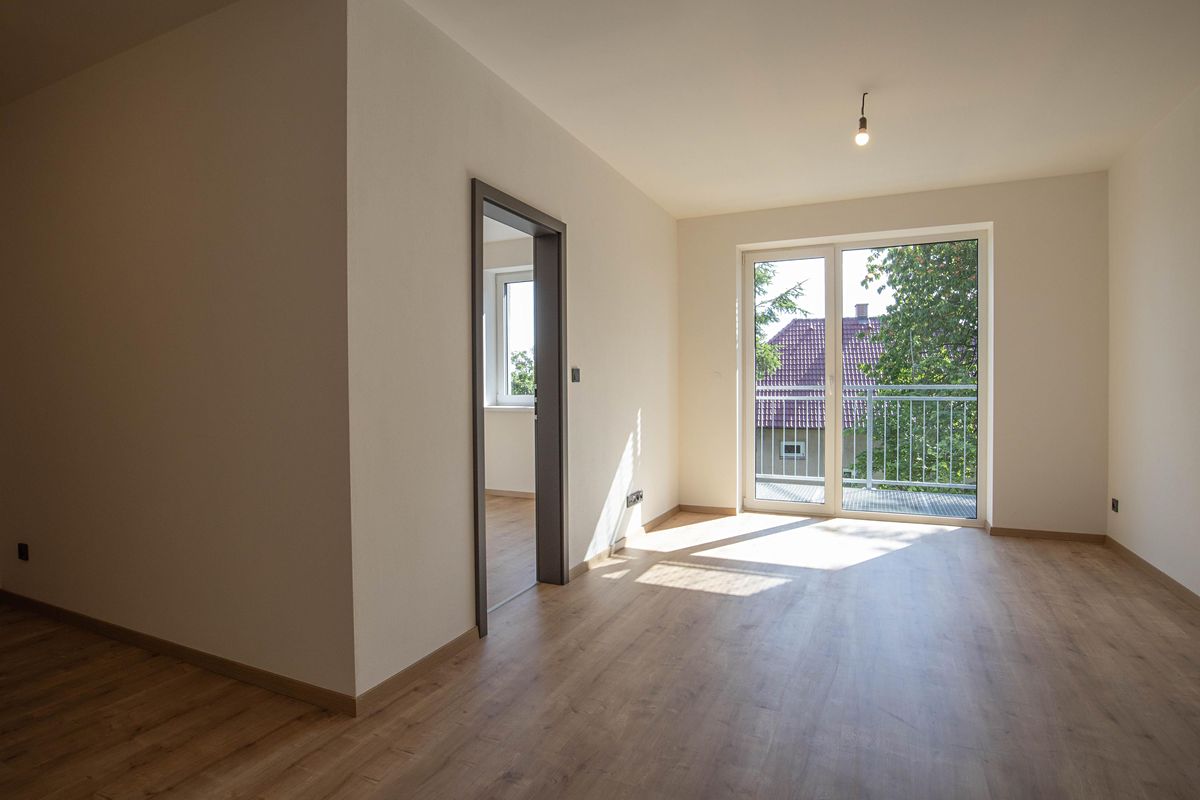 Pronájem bytu 3+kk 54 m² – fotografie 2