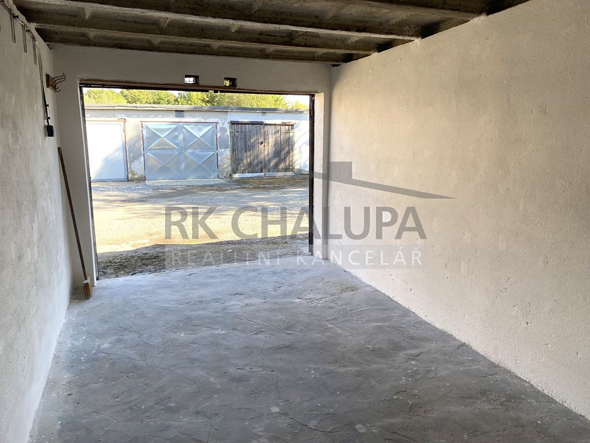 Prodej garáže 17 m² – fotografie 3