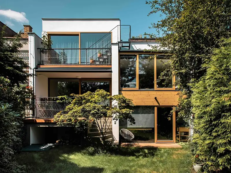 Prodej rodinného domu 226 m², pozemek 320 m², Praha – náhled fotky 1