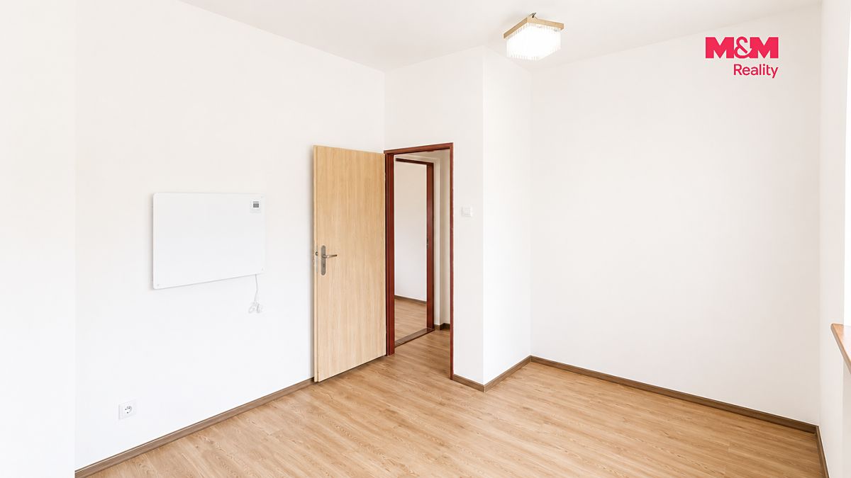 Pronájem bytu 2+1 55 m² – fotografie 4