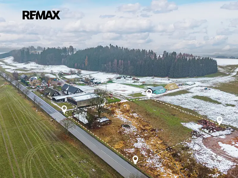 Prodej komerčního pozemku 6328 m², Líšnice – náhled fotky 1