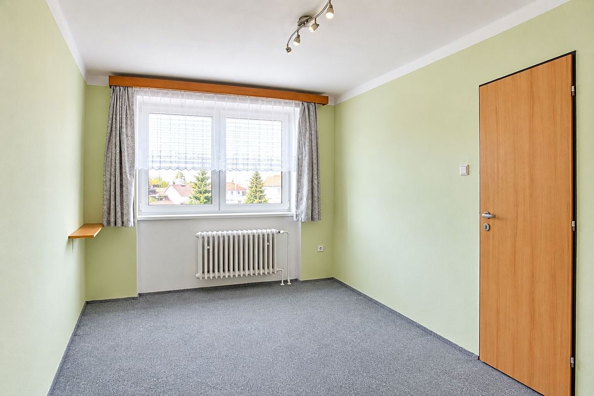 Pronájem bytu 2+1 75 m² – fotografie 4
