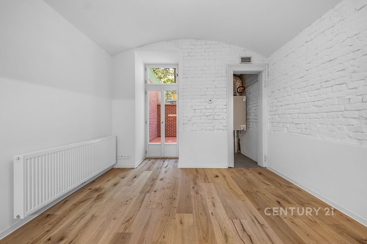 Pronájem bytu 2+kk 50 m² – fotografie 3