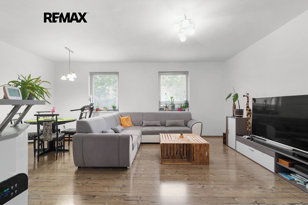Prodej rodinného domu 95 m², pozemek 688 m² – fotografie 5