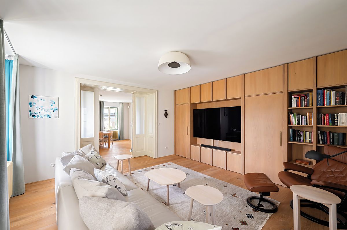 Prodej chalupy 260 m², pozemek 905 m² – fotografie 2