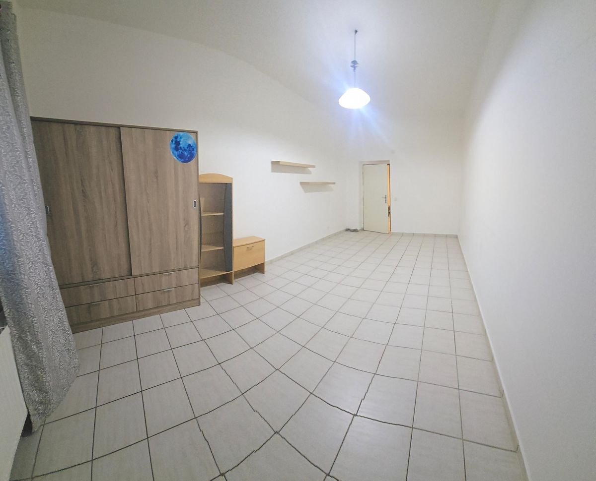 Pronájem bytu 1+1 37 m² – fotografie 4