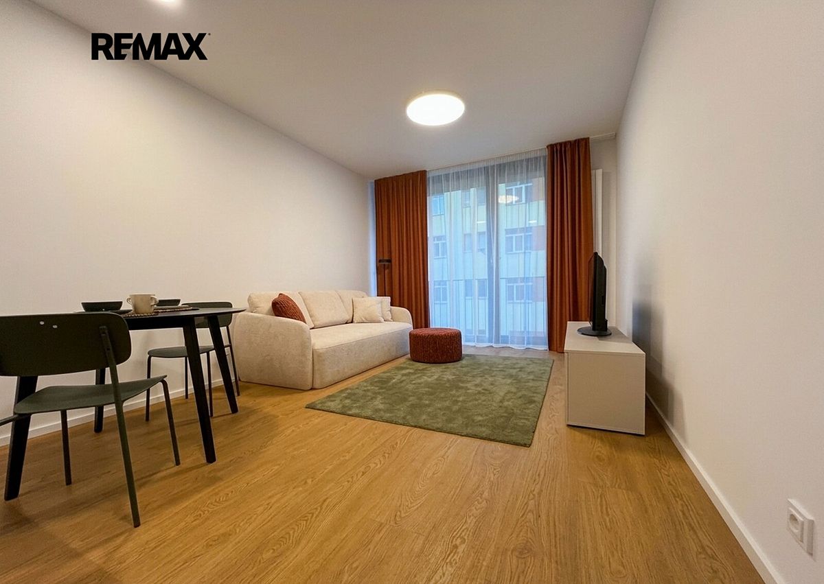 Pronájem bytu 1+kk 30 m²