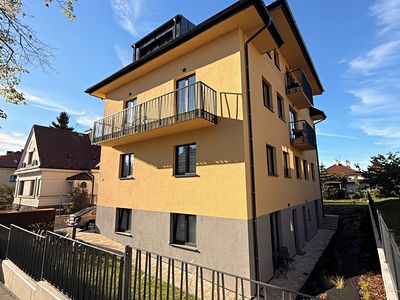 Pronájem bytu 3+kk 60 m²