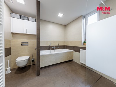 Будинок на продаж, 330 м² (3 з 30)