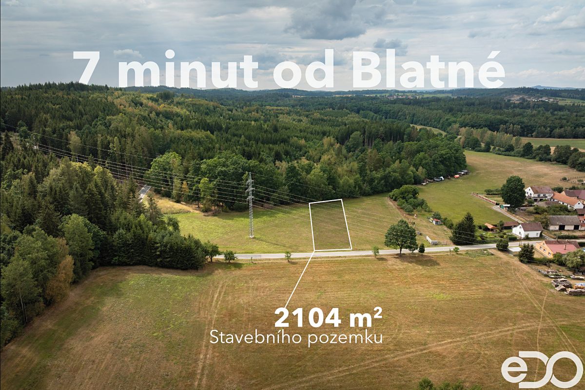 Prodej stavebního pozemku 2104 m² – fotografie 2
