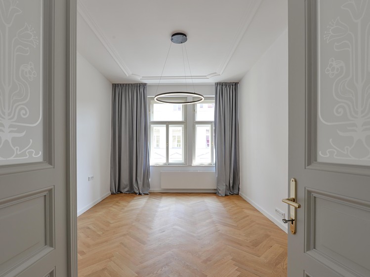 Pronájem bytu 4+kk, 150 m² (30 z 31)