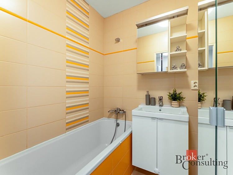 Wohnung 2+1 zum Kauf, 48 m² (10 von 15)