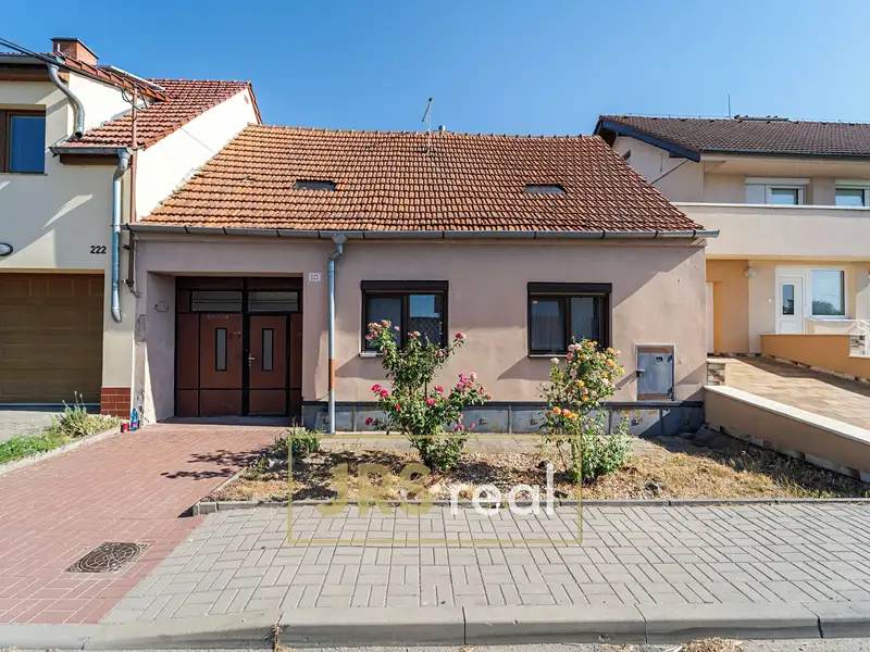 Prodej rodinného domu 104 m², pozemek 251 m², Nosislav – náhled fotky 1
