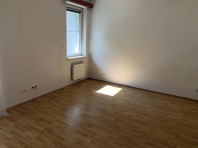 Pronájem bytu 2+kk 57 m² – fotografie 2